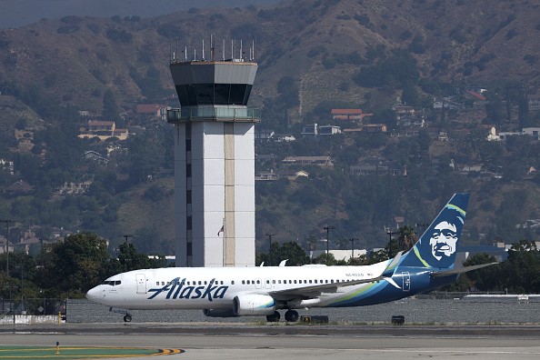 Alaska Air Acquires Hawaiian Airlines in $1.9 Billion Deal