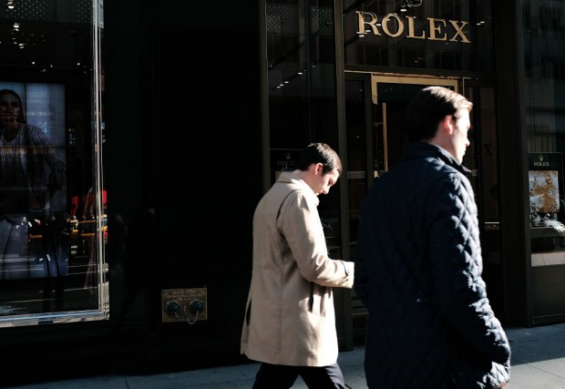 Holiday Season Could Leave Luxury Retailers Drowning in Unsold Inventory