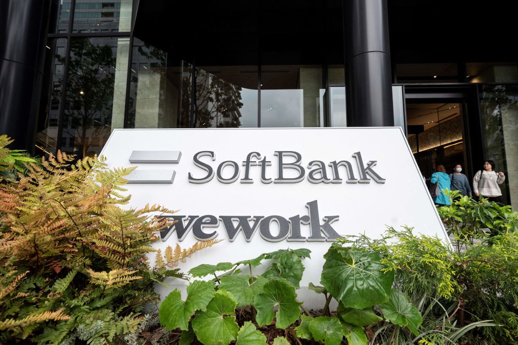 SoftBank Makes Billions on T-Mobile, Investors Cheer