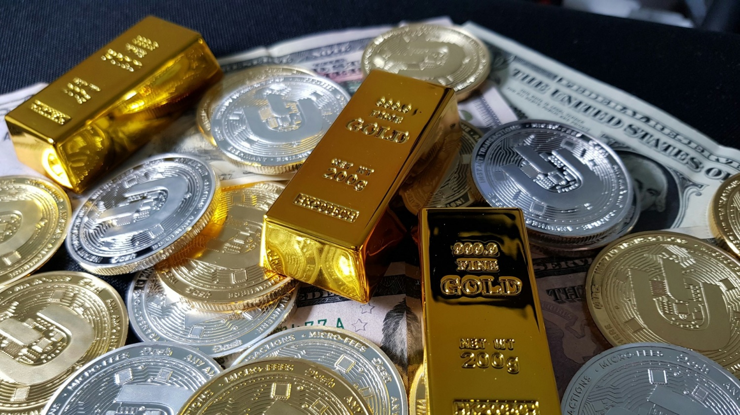 Hassle-Free Ways to Invest in Gold and Silver This Spring