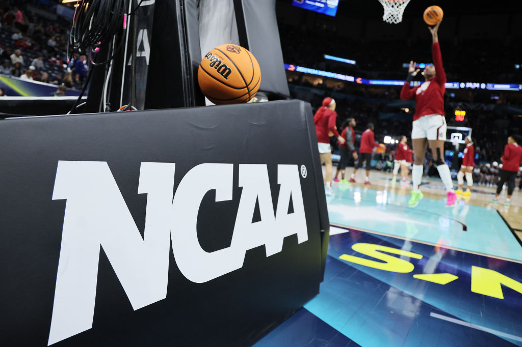 NCAA Agrees to Payout, Redefining College Athlete Compensation