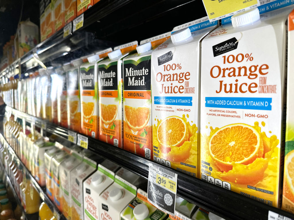 Orange Juice Costs Surge, Threatening Breakfast Staple