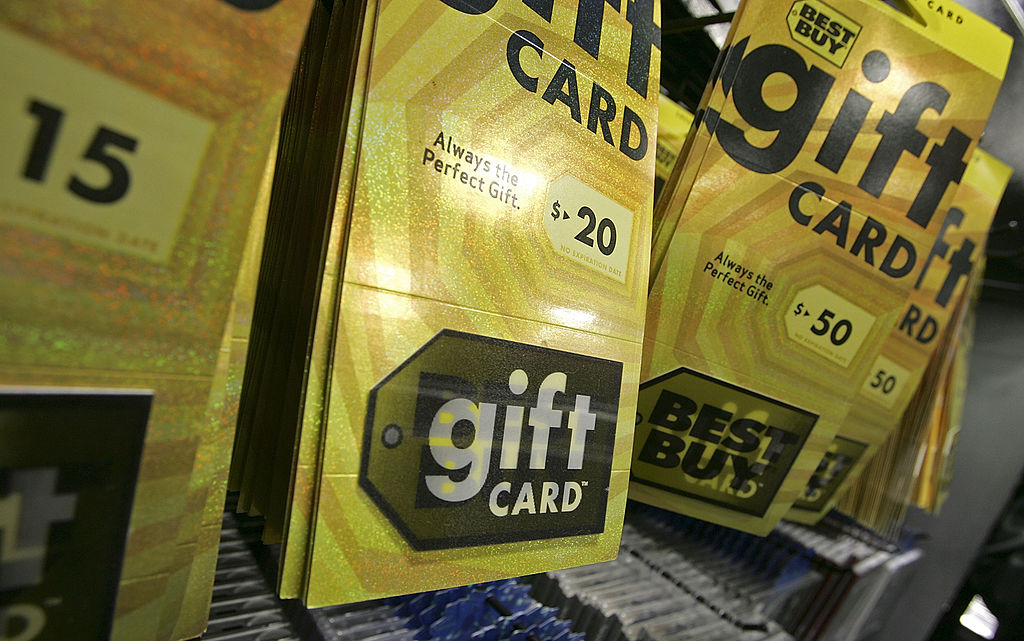 Top Tips for Selling Gift Cards Online for the Best Deals