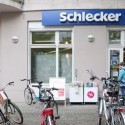 German tycoon Schlecker faces fraud trial with family