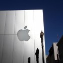 Apple worth $750 billion, risks that prevents it from becoming $1 trillion