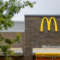 Golden Arches Around the Globe: McDonald's Plans Massive Expansion and AI Integration